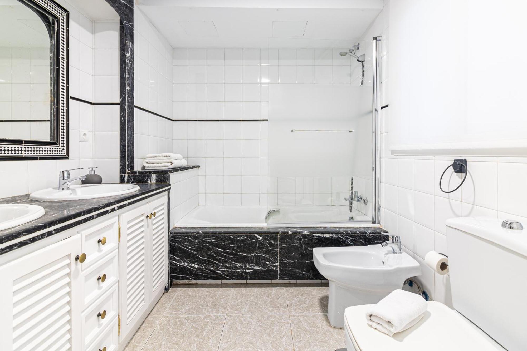 El Patio De La Luna Freshapartments مالقة المظهر الخارجي الصورة